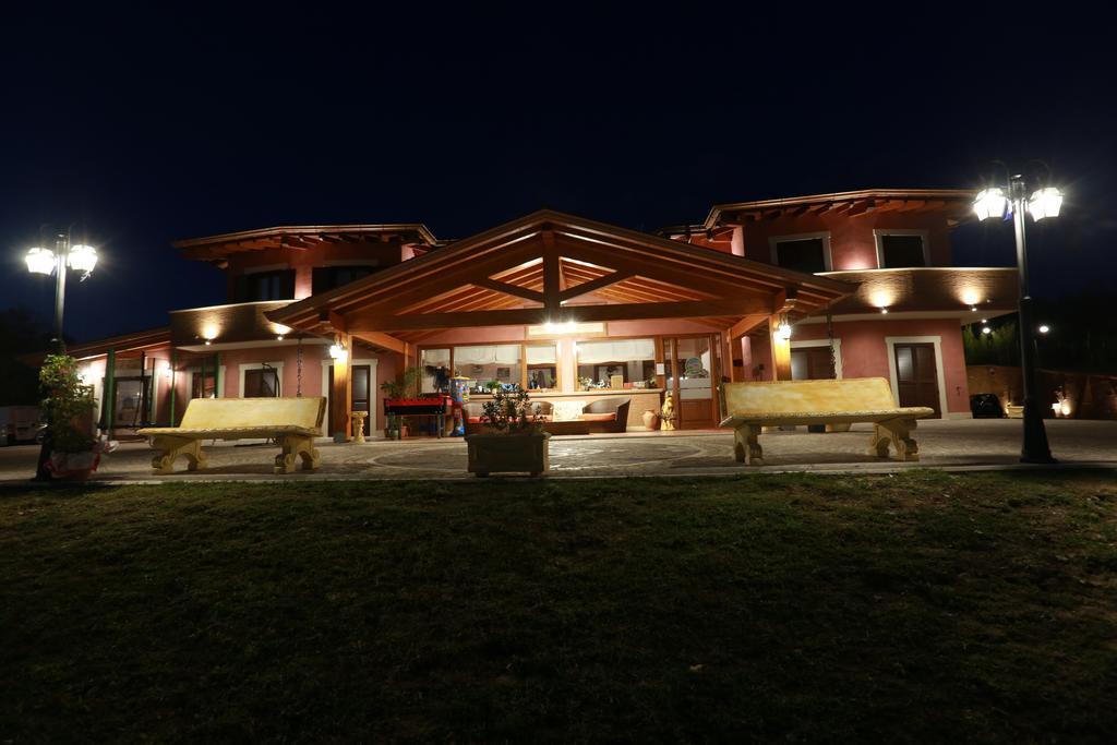 Agriturismo Ciociaro " Il Colle " Hotel Ristorante Ceprano Exterior foto